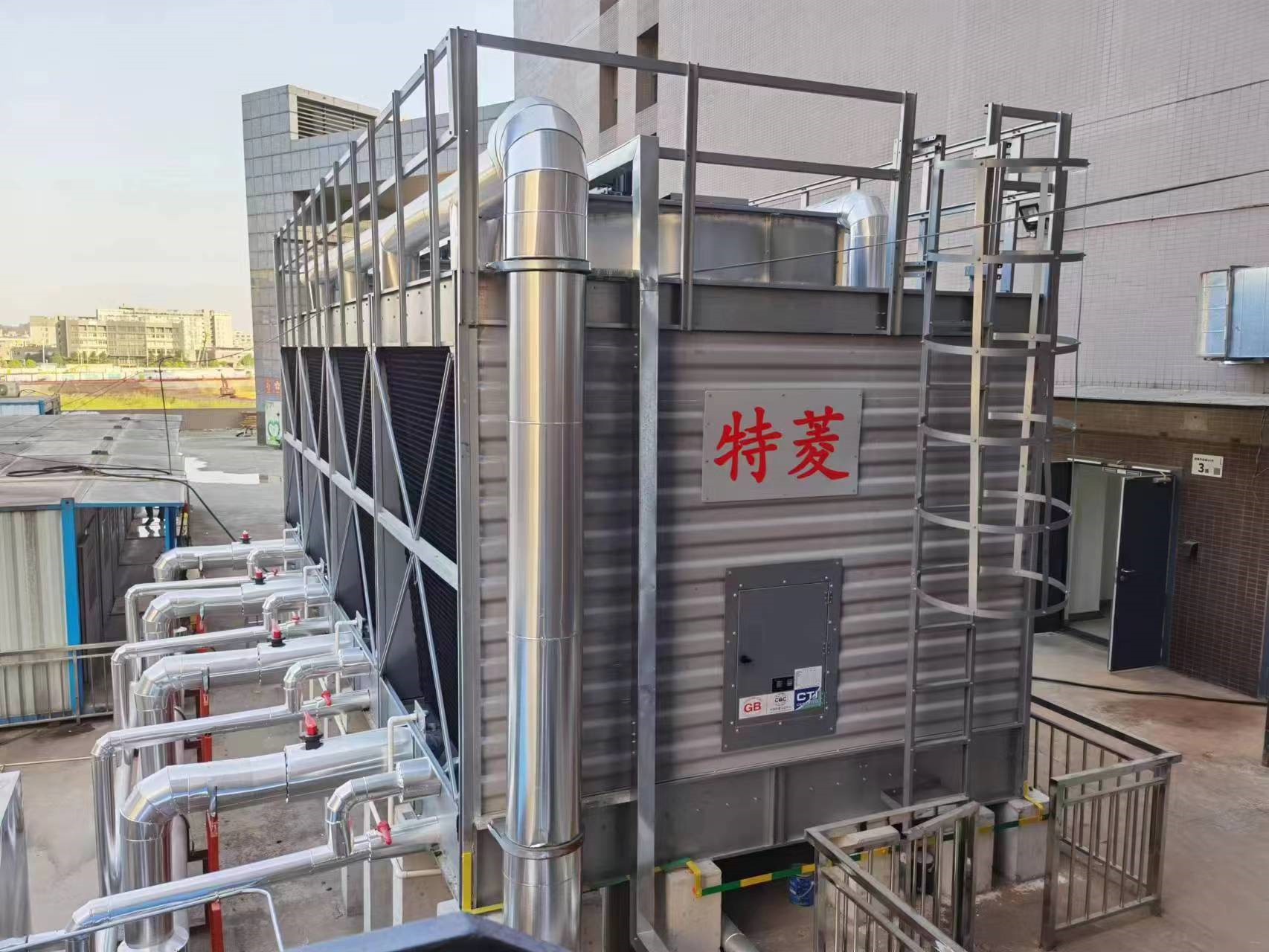 工業(yè)用的標(biāo)準(zhǔn)型圓形玻璃鋼冷卻塔